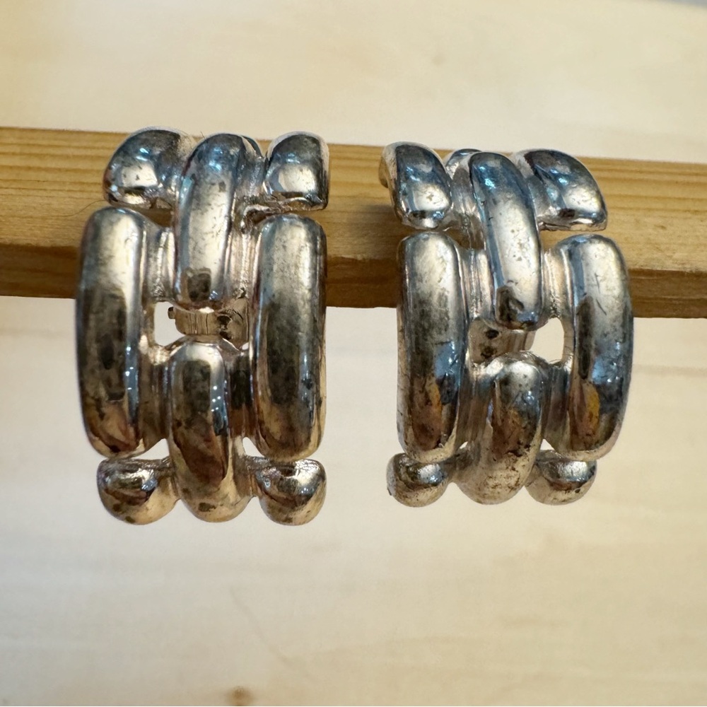 Vintage 80s GIVENCHY Paris New York Silver Tone Chain Clip On Earrings Statement - Picture 3 of 9